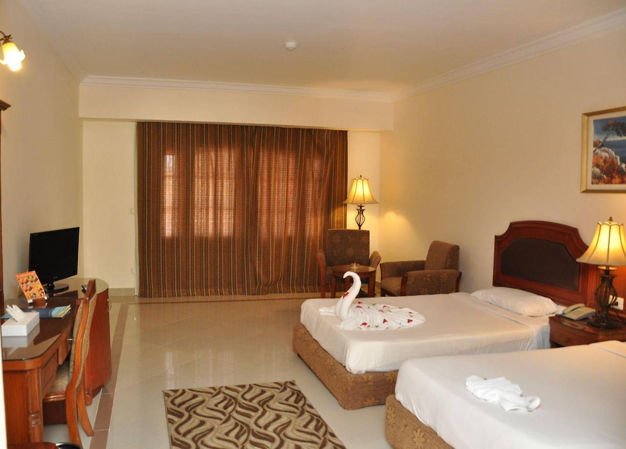 Life Resort Coral Hills El Qoseir Bagian luar foto